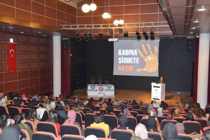 Dü’de Kadına Yönelik Şiddet Ve Kadın Temalı Sergi Düzenlendi