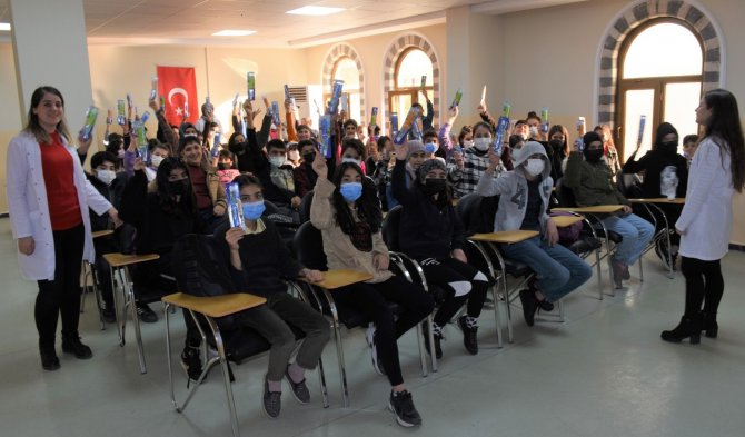 Öğrencilere Ağız Ve Diş Sağlığı Eğitimi Verildi