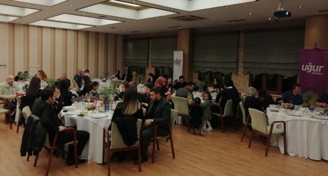 Düzce Uğur Anadolu Ve Fen Lisesi Geleneği Bozmadı