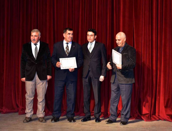 Ahlat’ta 24 Kasım Öğretmenler Günü Kutlandı