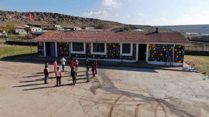 Hayali Köy Okulunda Öğretmen Olmaktı, Hayalini Gerçekleştirdi