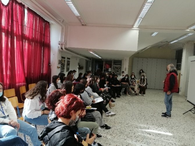 Bu Okul Projeye Doymuyor