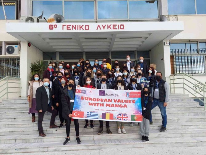 Bu Okul Projeye Doymuyor