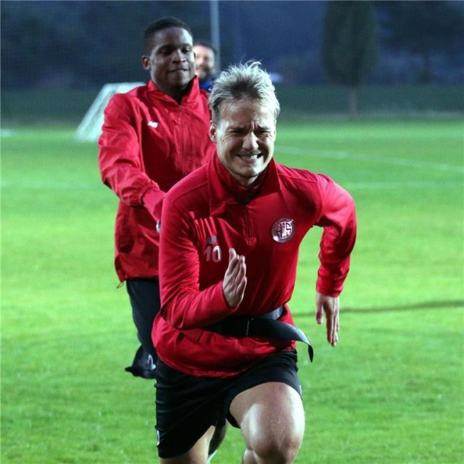 Antalyaspor, Alanyaspor Karşısına 4 Eksikle Çıkacak