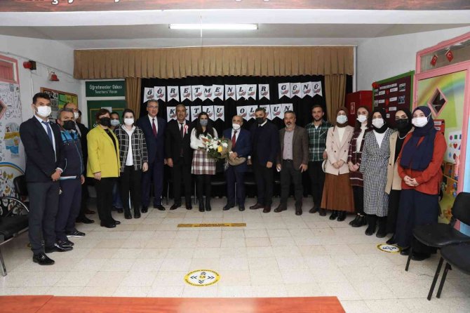 Gaziantep’te Öğretmenler Unutulmadı