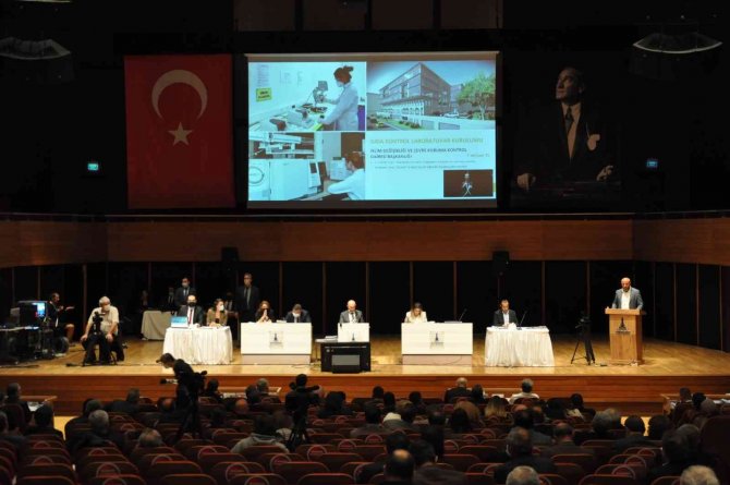 İ̇zmir’in Bütçesi Onaylandı: 12.5 Milyar Tl