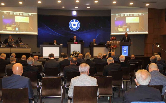 İ̇zto Başkanı Özgener: “Para Politikasında Somut Adımlar Atılmalı”