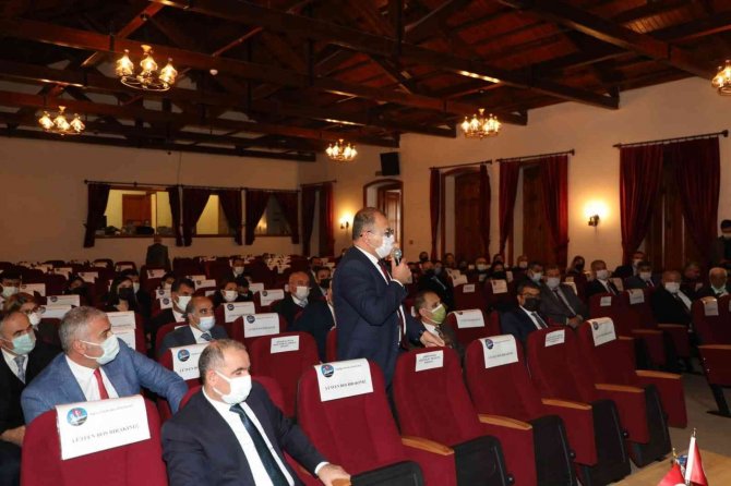 Kars’ta Milli Eğitim Danışma Komisyonu Toplantısı Yapıldı