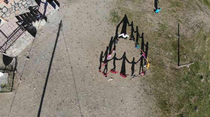 Elif Öğretmenin Eğitim Aşkı