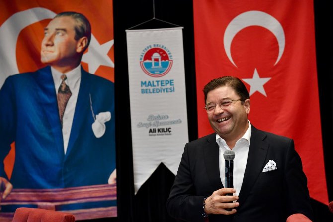 Maltepe Belediyesi’nden Öğretmenler Günü Kutlaması