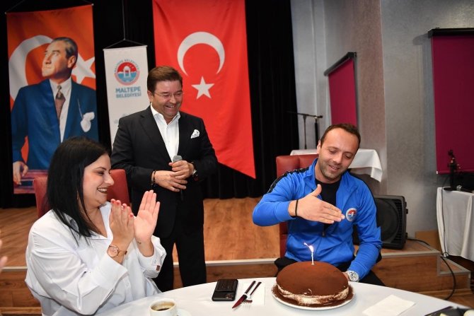 Maltepe Belediyesi’nden Öğretmenler Günü Kutlaması