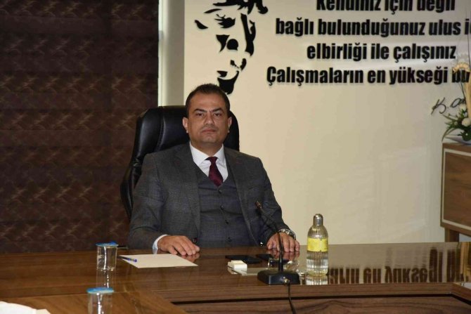 Aslay, Su Ve Kanalizasyon İ̇dareleri Komisyon Toplantısına Katıldı