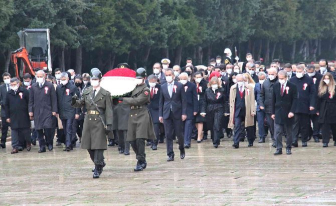 Bakan Özer Ve Öğretmenler Başöğretmen’in Huzurunda