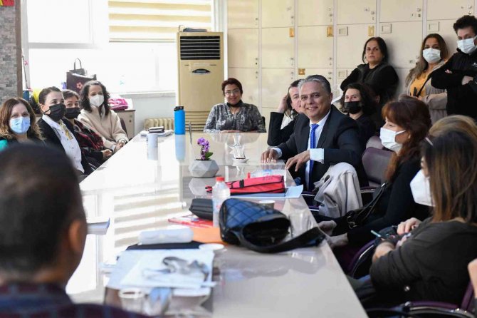 Başkan Uysal: “Hepimizin Hayatı Öğretmenlerimizle Şekilleniyor”