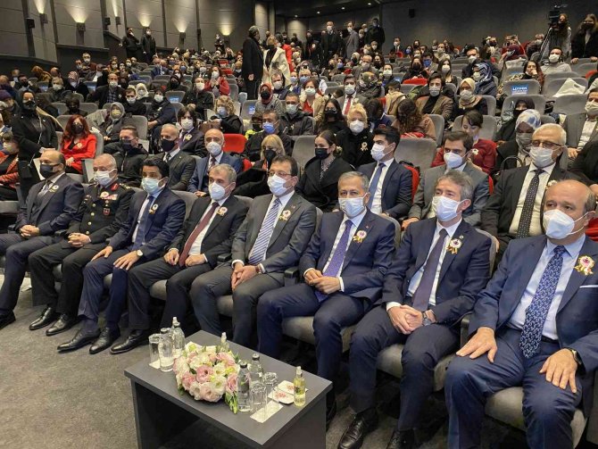 24 Kasım Öğretmenler Günü Üsküdar’da Kutlandı
