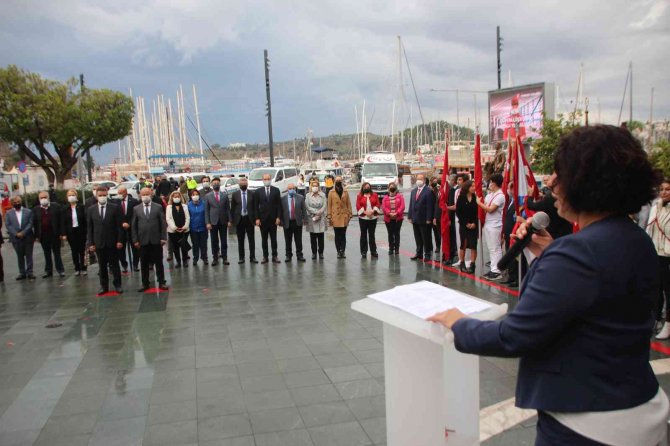 Bodrum’da Öğretmenler Günü Kutlandı