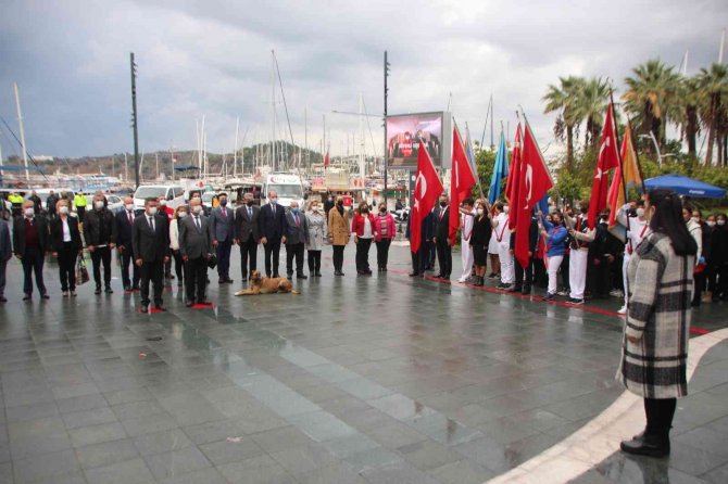 Bodrum’da Öğretmenler Günü Kutlandı