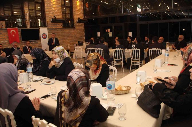 Öğretmenler Günü Ve Dayanışma Yemeğinde Bir Araya Geldiler