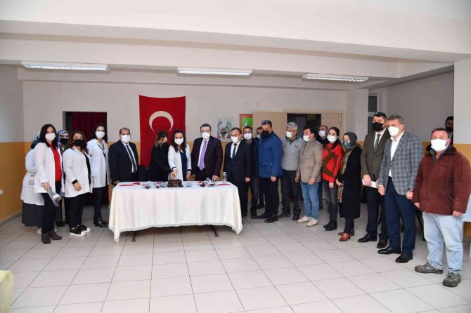 Başkan Genç, Öğretmenlerin Mutluluğuna Ortak Oldu