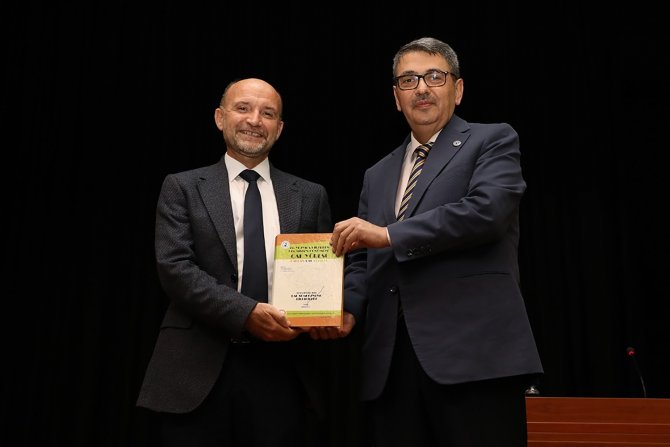 Paü’den Türklerin Tarihsel Derinliğine Yolculuk