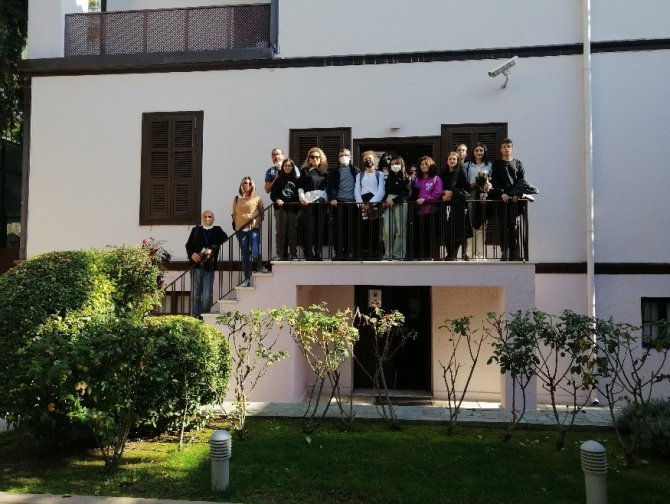 Bu Okul Projeye Doymuyor