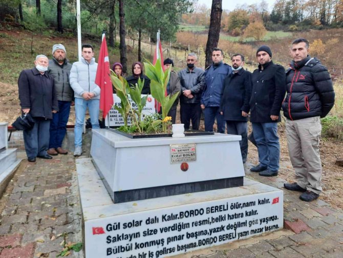 Alaçamlı Şehit Astsubay Kabri Başında Anıldı