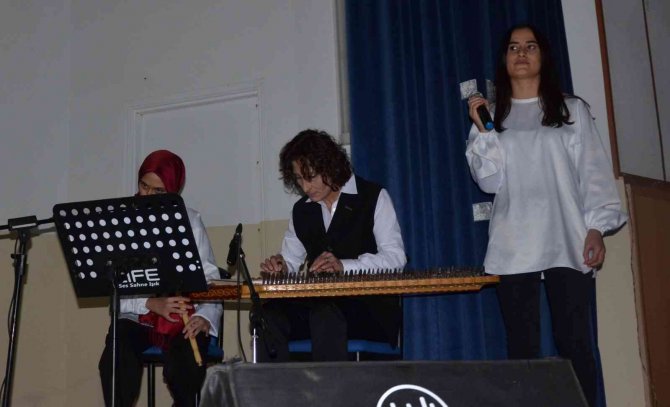 Bafra’da 24 Kasım Öğretmenler Günü Kutlaması