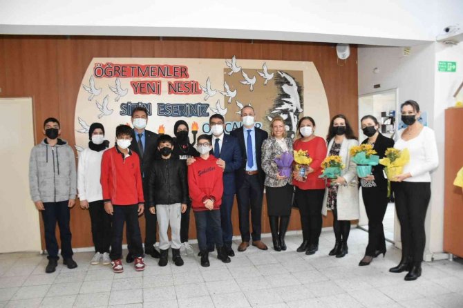 Başkan Çelik’ten Öğretmenlere 24 Kasım Jesti