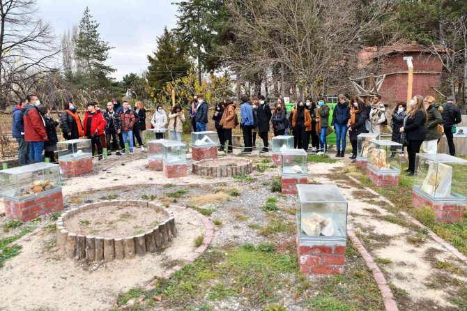 Erasmus Öğrencileri Tepebaşı Belediyesi’ni Ziyaret Etti