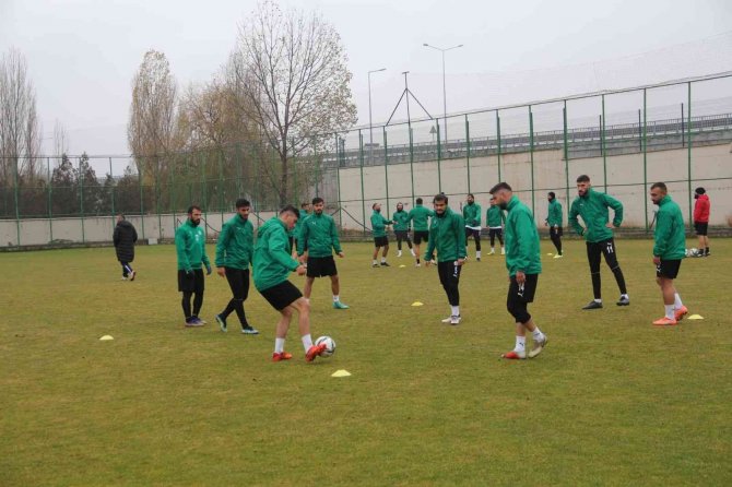 Sivas Belediyespor, Adıyaman Maçına Hazırlanıyor