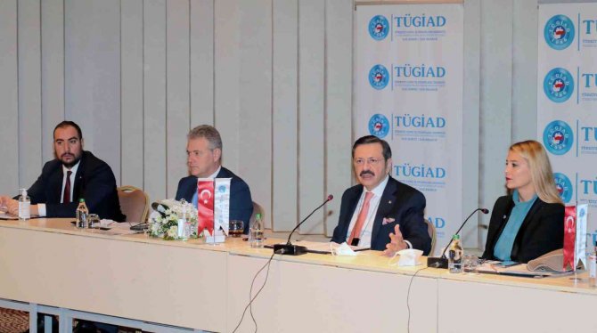 Tügi̇ad Ege Şubesi Tobb Başkanı Hisarcıklıoğlu’nu Ağırladı