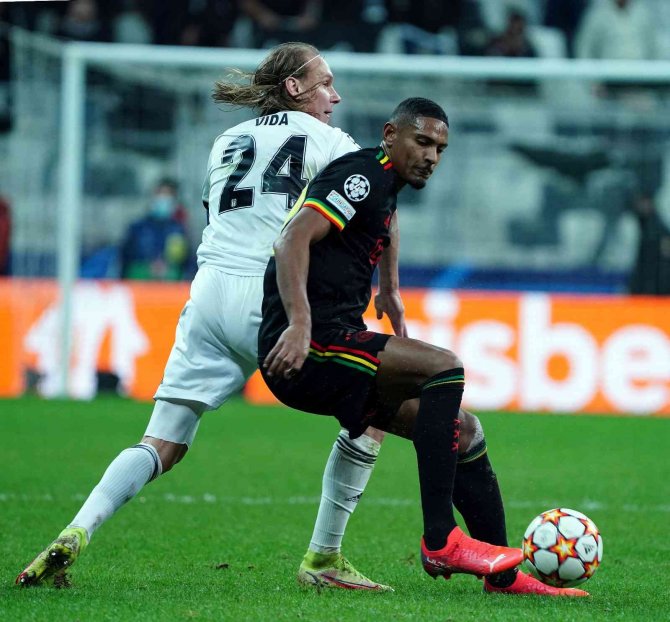 Uefa Şampiyonlar Ligi: Beşiktaş: 1 - Ajax: 2 (Maç Sonucu)