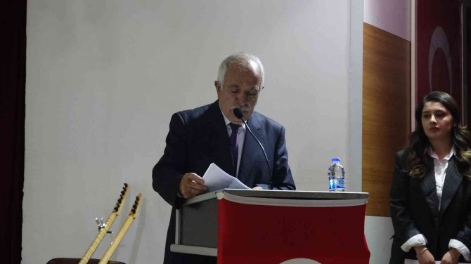 Erciş’te 24 Kasım Öğretmenler Günü Kutlandı