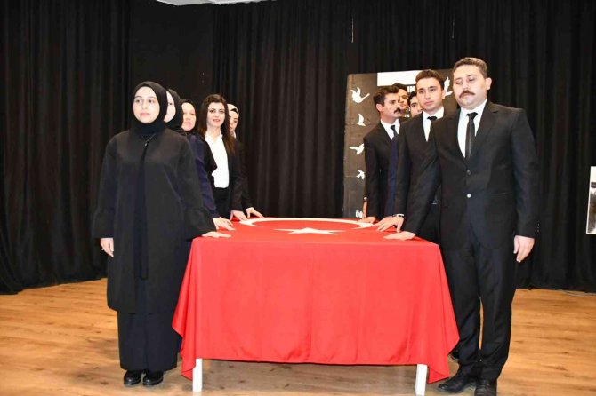 Söke’de Öğretmenler Günü Kutlandı