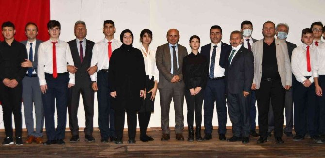 Yalova’da Öğretmenlere Yakışır Kutlama