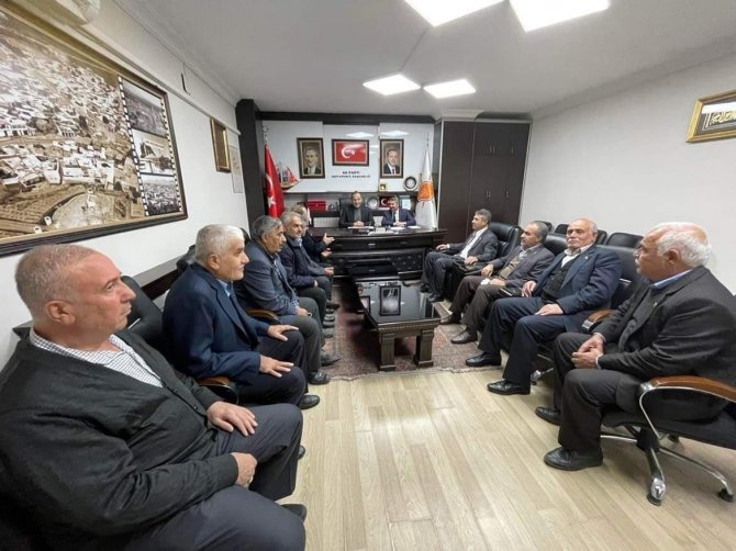 Muhtarlar Ak Parti’nin Başkanlarıyla Bir Araya Geldi