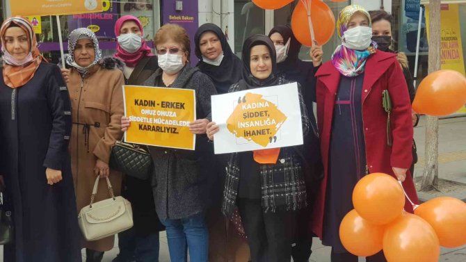 Ak Partili Kadınlar Şiddete Karşı Tek Ses Oldu