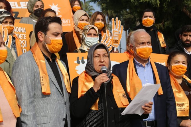 Ak Parti İ̇l Kadın Kolları Üyeleri, Kadına Yönelik Şiddete Dikkat Çekti