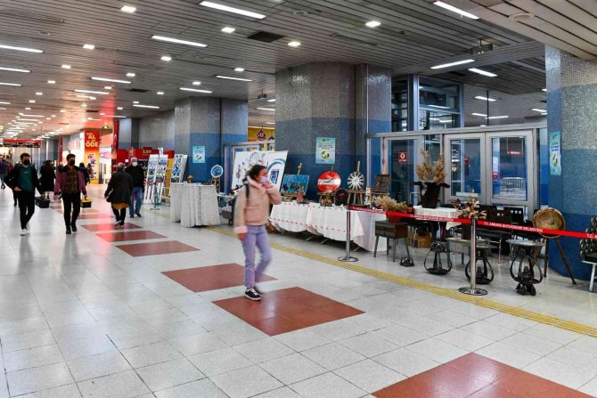 Başkent’te Atıktan Sanata