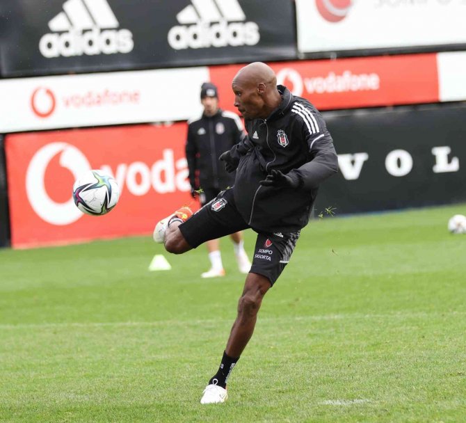 Beşiktaş, Gzt Giresunspor Maçı Hazırlıklarına Başladı