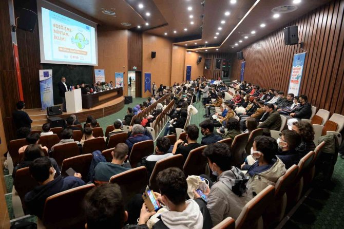 Gençler Ab-türkiye İ̇klim Forumu’nda Buluştu