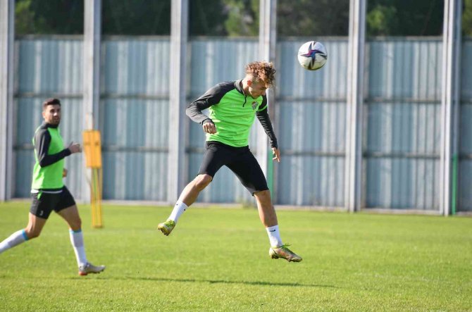 Bursaspor’da Gençlerbirliği Maçı Hazırlıkları Tamamlandı