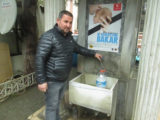 Erdek’te Çeşme Suları Çamurlu Akıyor