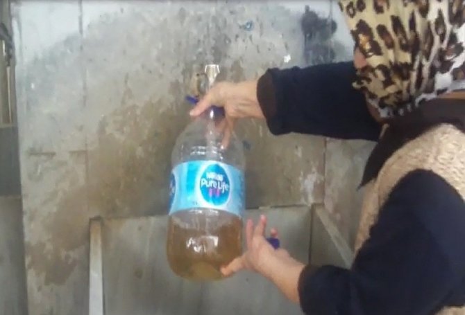 Erdek’te Çeşme Suları Çamurlu Akıyor