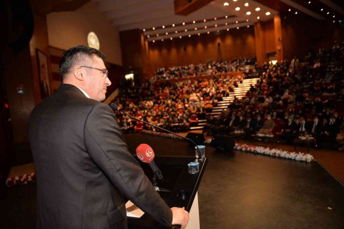 Vali Memiş: Eğitimde Önemli Başarılara İmza Attık