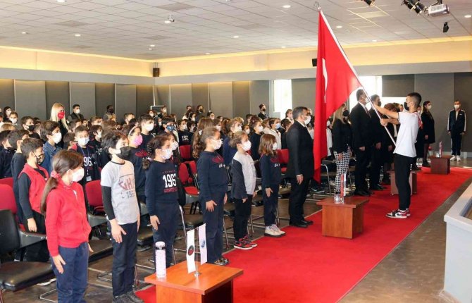 Gaziantep Kolej Vakfı’nda Öğretmenler Günü Kutlandı
