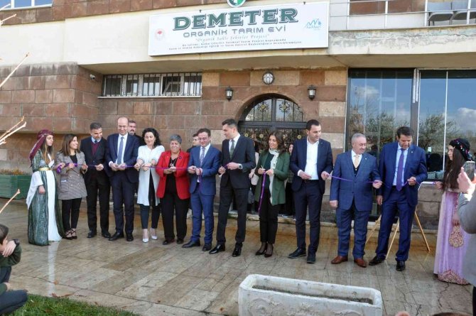 Yüksekova’da ‘‘Demeter Organik Tarım Evi Tarımsal Kalkınma Kadın Kooperatifi’ Açıldı