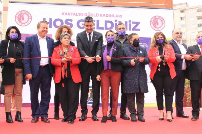 Kartal’da ‘Kadın Danışma Merkezi’ Açıldı