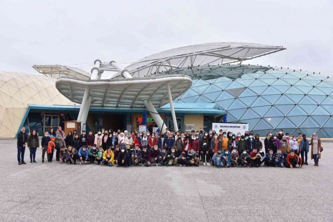 Konya Büyükşehir’den 13 Bin Öğrenciye Bilim Ve Kültür Gezisi