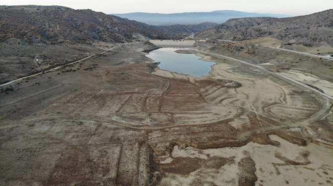 Barajları İnceleyen Başkan Aşgın İsraf Etmeyin Çağrı Yaptı
